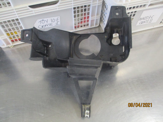 Koito Fog Light Bracket For Toyota Landcruiser 200 Series 1 USED VGC