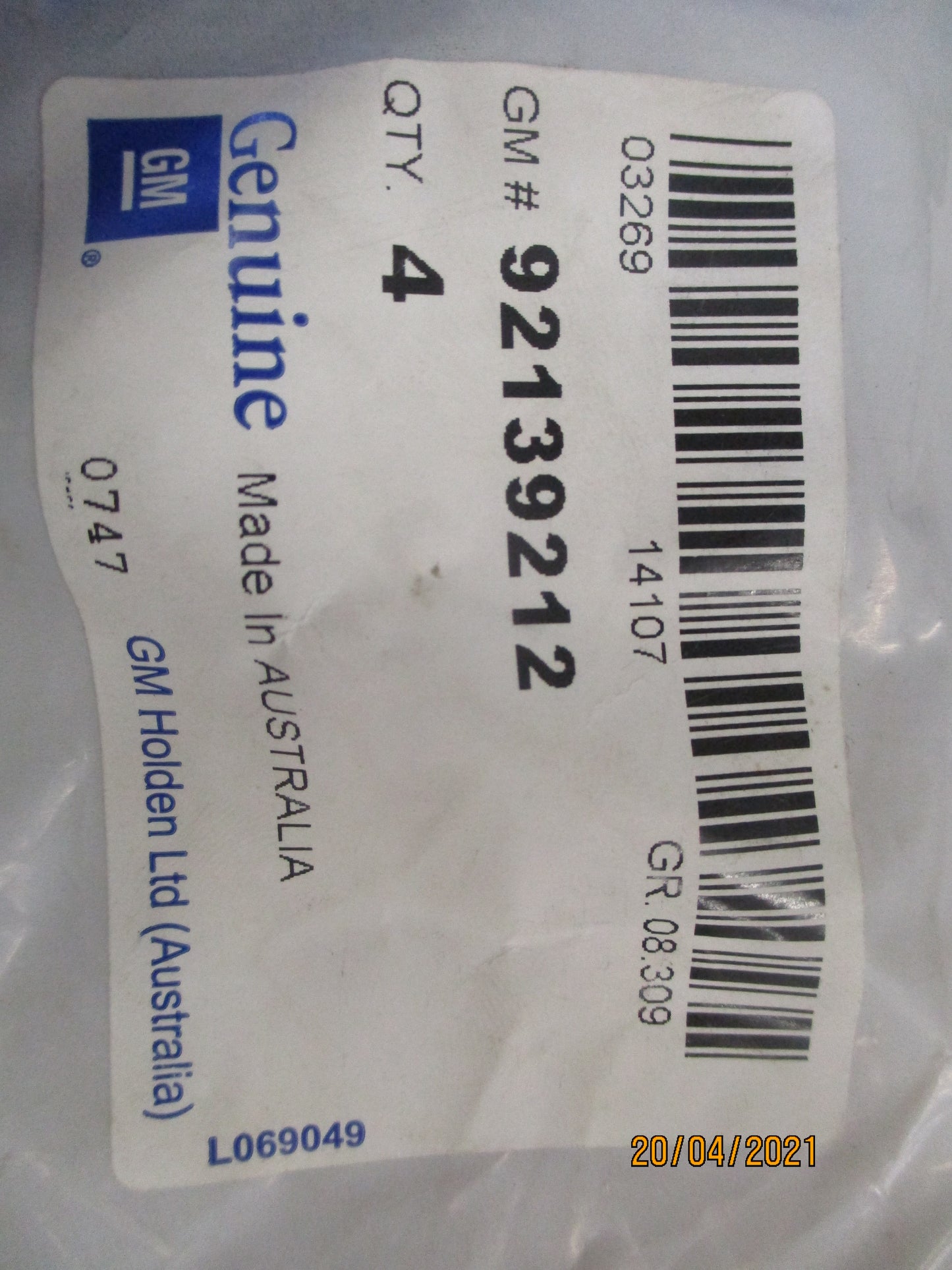 Holden Caprice Genuine Fender Liner Moulding Bolt New Part