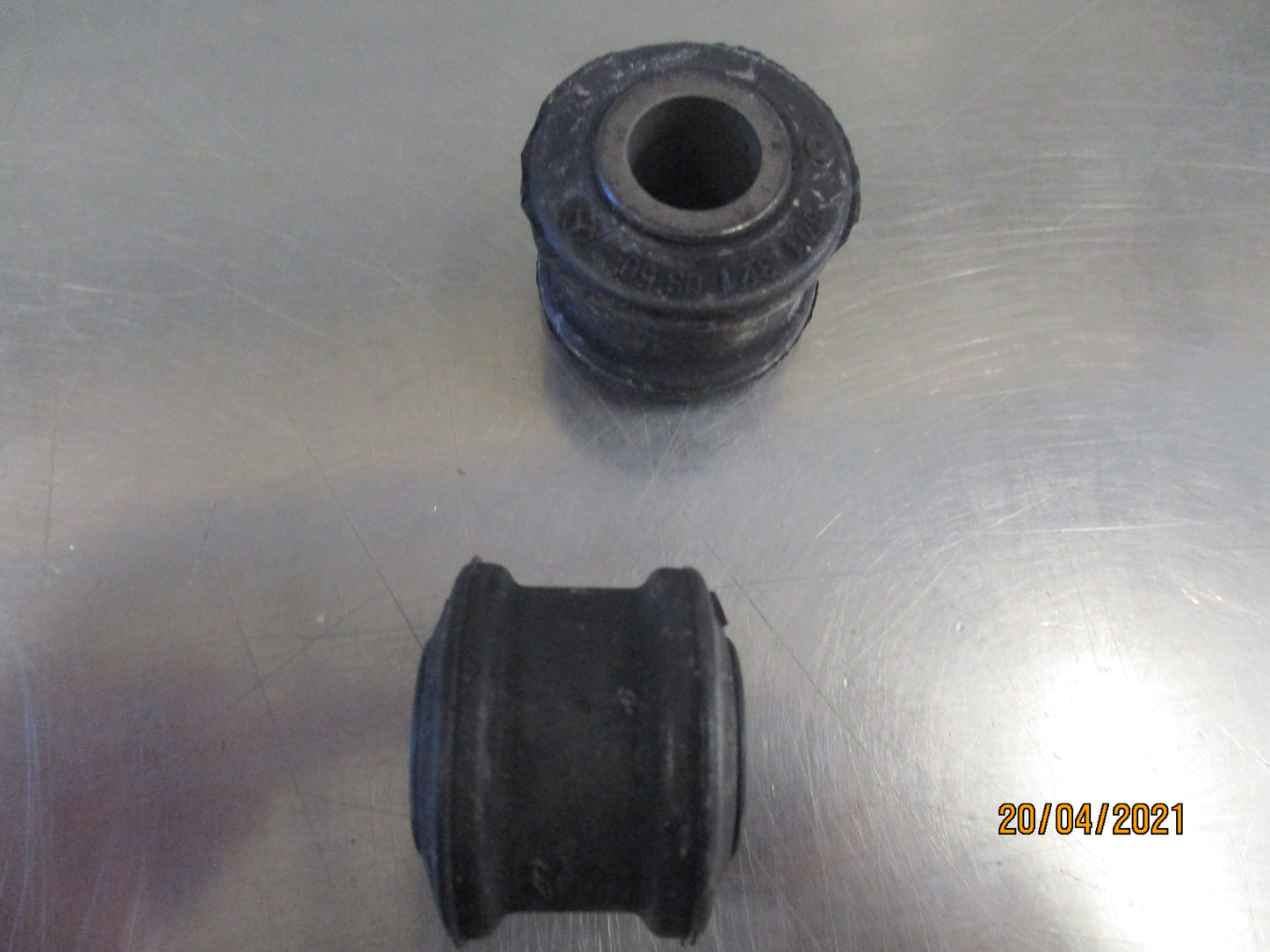Mercedes Benz Sprinter Genuine Front Right Stabiliser Mounting Rear Axle New Part
