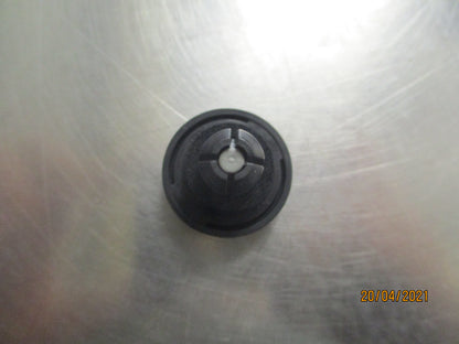Subaru Forester/Impreza/WRX Genuine Sill Skirt Mould Clip New Part