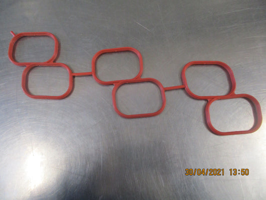 Toyota 4Runner/Toyota FJ Cruiser Genuine Plenum Gasket New Part