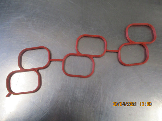 Toyota 4Runner/Toyota FJ Cruiser Genuine Plenum Gasket New Part