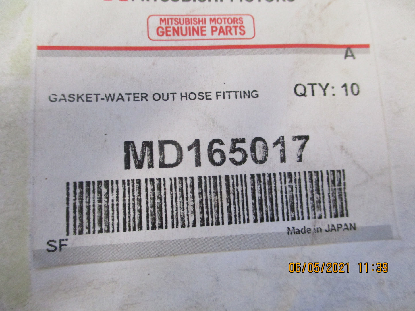 Mitsubishi Magna/Galant Genuine Water Outlet Gasket New Part