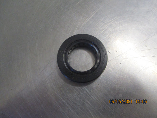 Toyota Various Models Genuine Engine Oil Pump Seal New Part