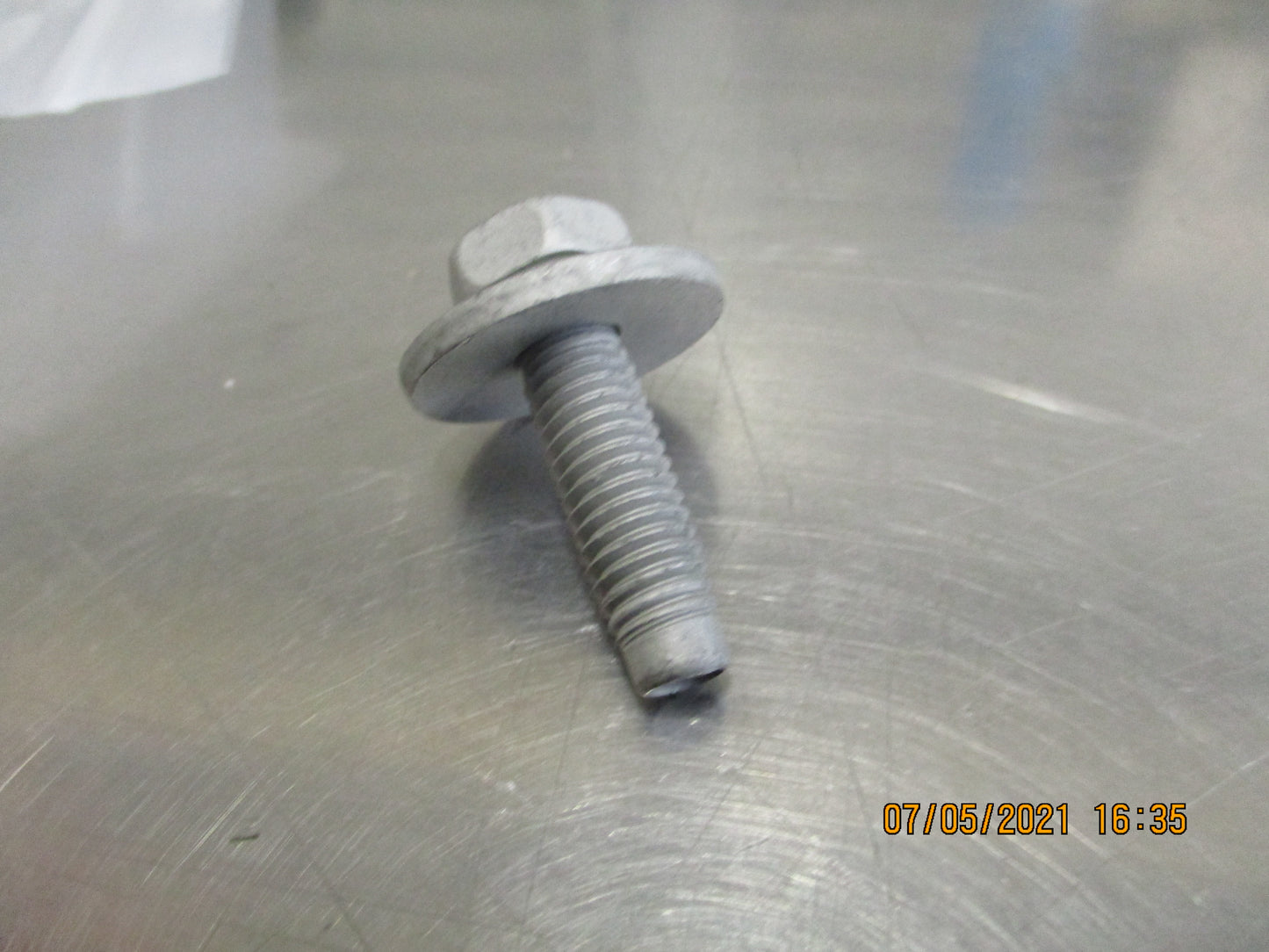 Holden Various Models Genuine Hinge Bolt New Part