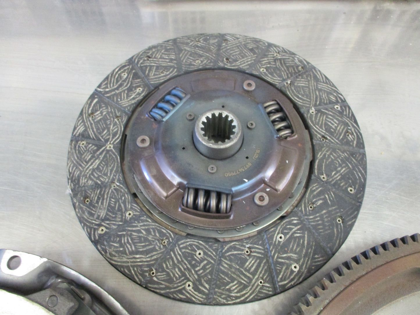 Isuzu NPR70 Genuine Clutch Plate/Pressure Plate and Flywheel New Part