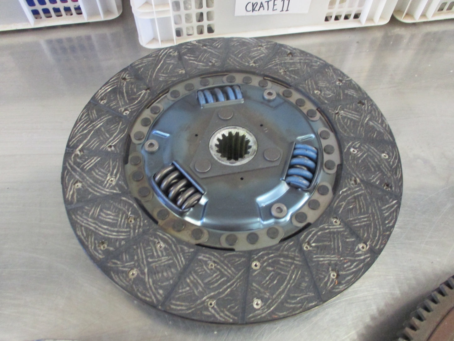 Isuzu NPR70 Genuine Clutch Plate/Pressure Plate and Flywheel New Part