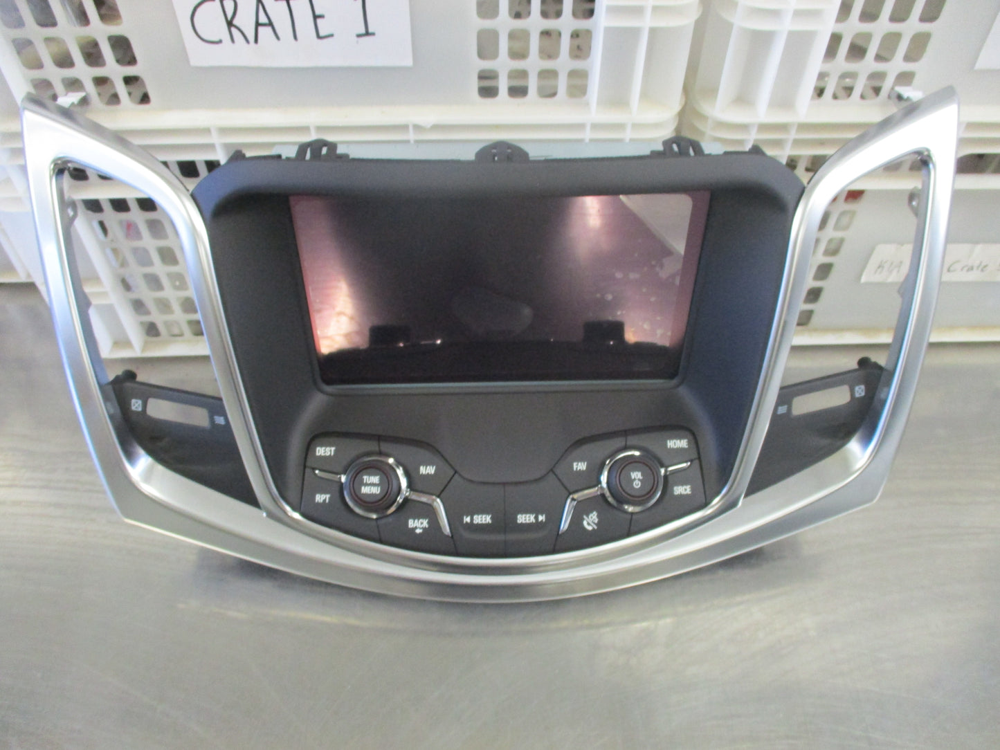 Holden VF Commodore Genuine SAT NAV Head Unit New Part