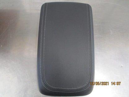 Holden Captiva Genuine Centre Console Lid/Armrest New Part