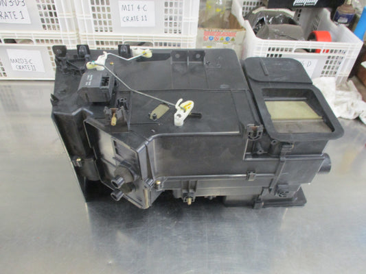 Isuzu FVR/GVR Genuine A/C Heater Defroster Control Assy New Part