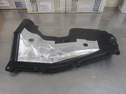 Isuzu FSR34 Genuine Right Hand Front Wheel Arch Apron New Part