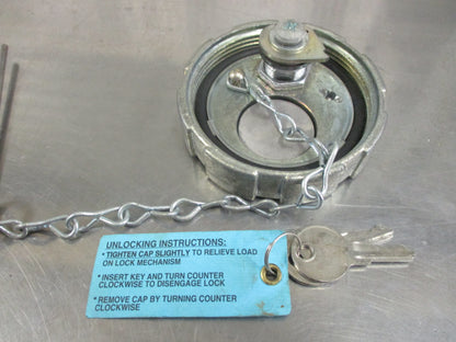 Isuzu Truck Genuine Locking Fuel Cap New Part
