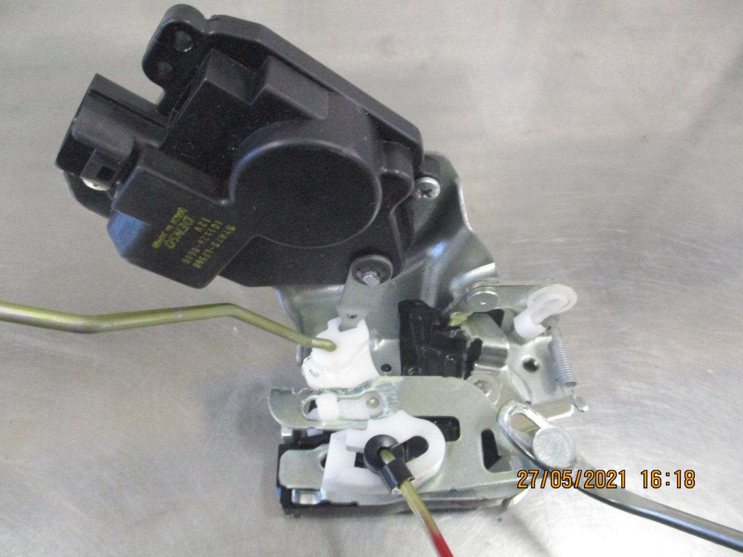 Suzuki Jimny Genuine Front Left Door Lock New Part