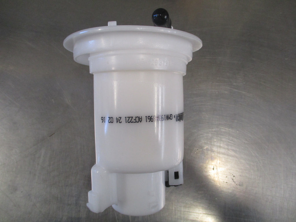 Mitsubishi Lancer Genuine Fuel Filter New Part Half Price Parts Car Parts For Half Price Or Less