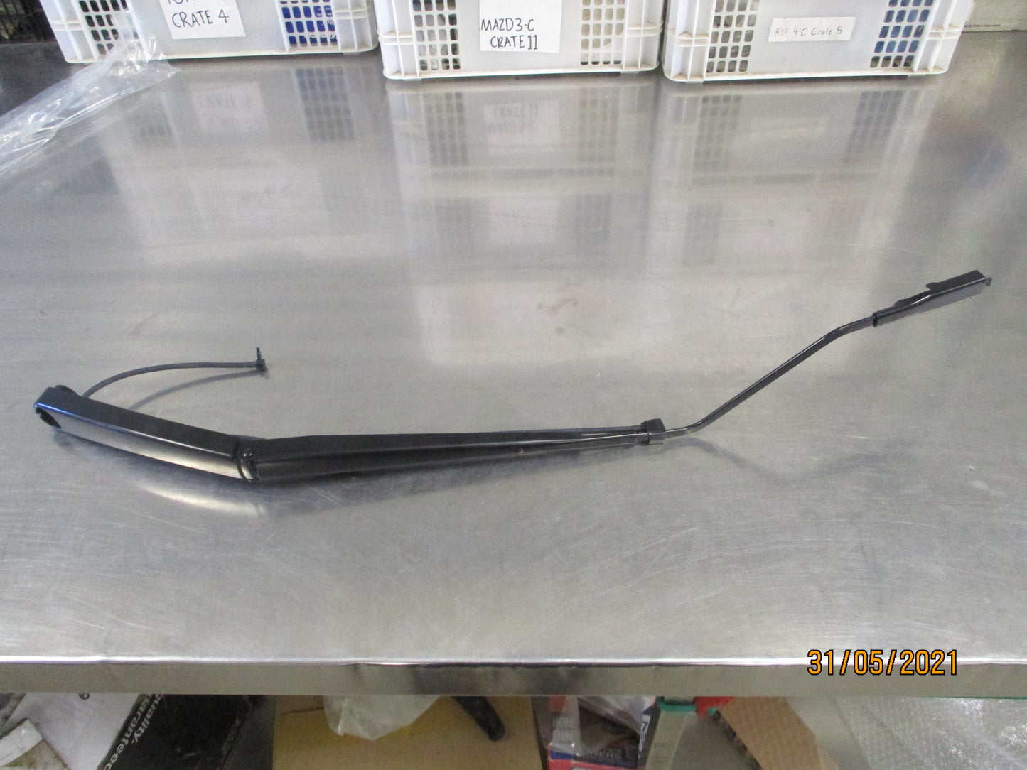 Holden VE/WM Commodore Statesman Genuine Left Hand Wiper Arm ASM New Part
