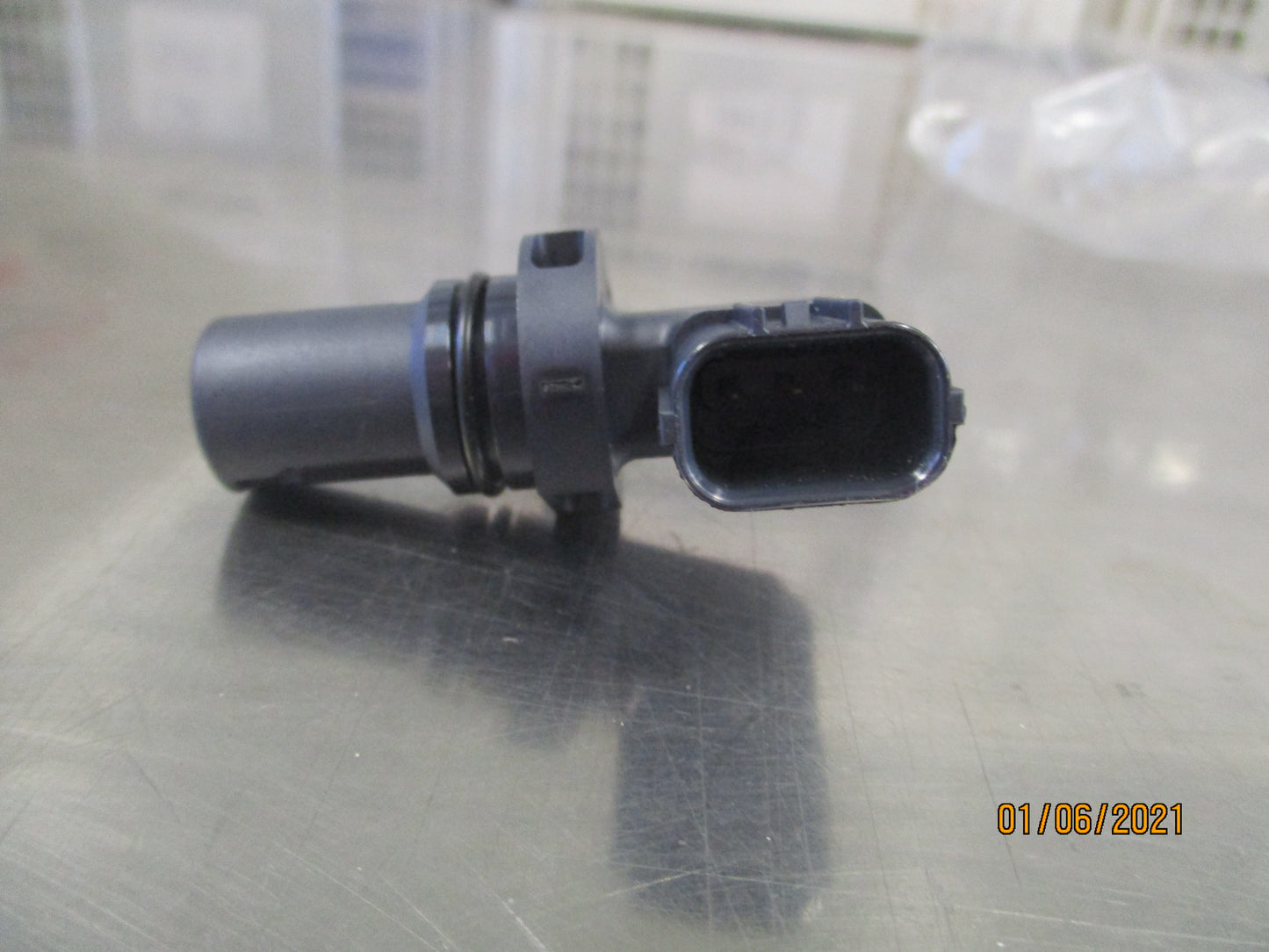 Suzuki Grand Vitara/Kizashi/SX4 Genuine Engine Camshaft Position Sensor New Part