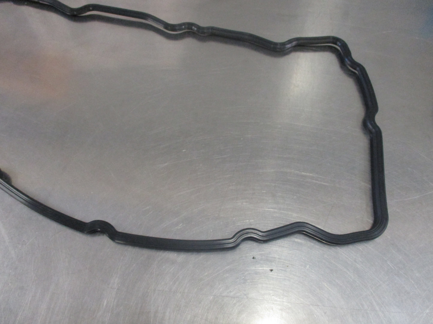 Isuzu FSR 6HK1 Genuine Head Cover Gasket New Part