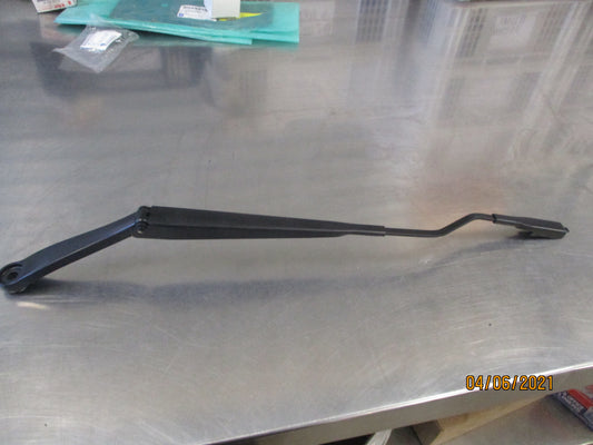 Holden Trax Genuine Right Hand Windshield Wiper Arm New Part