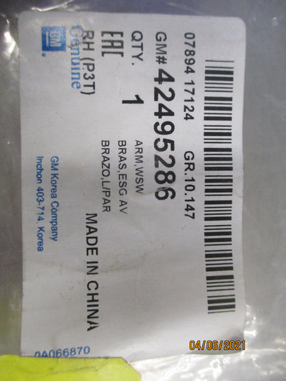 Holden Trax Genuine Right Hand Windshield Wiper Arm New Part