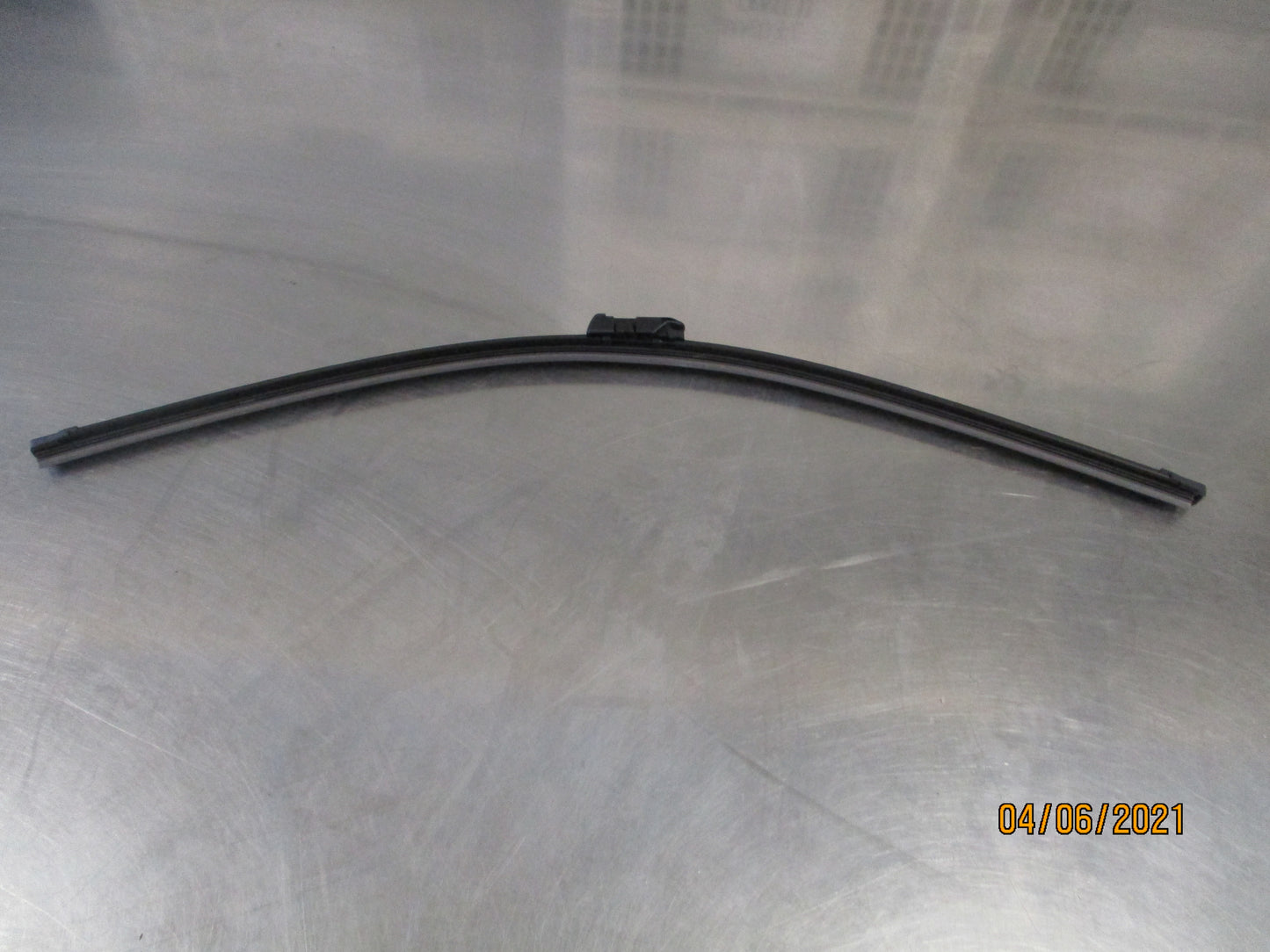 Holden Astra GTC Genuine Left Hand Front Wiper Blade New Part