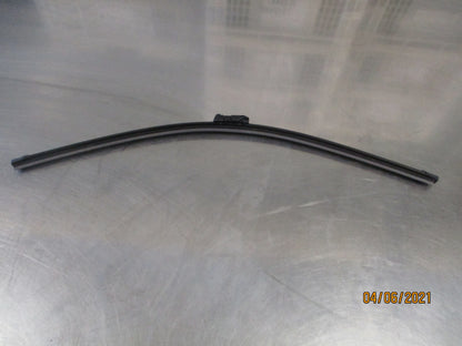 Holden Astra GTC Genuine Left Hand Front Wiper Blade New Part