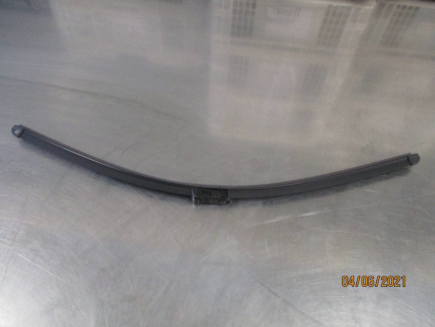 Holden Astra GTC Genuine Left Hand Front Wiper Blade New Part