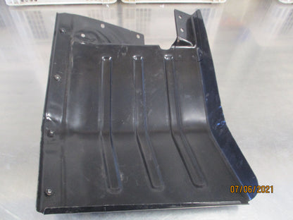Isuzu Elf Genuine Rear Right Mud Guard New Part