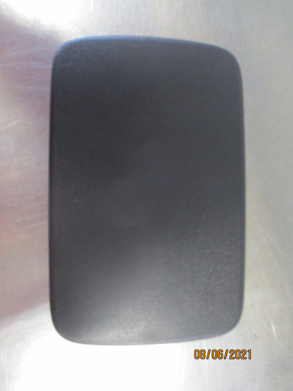 Isuzu Elf NKR85 Genuine Blanking Plate Seal Cover New Part