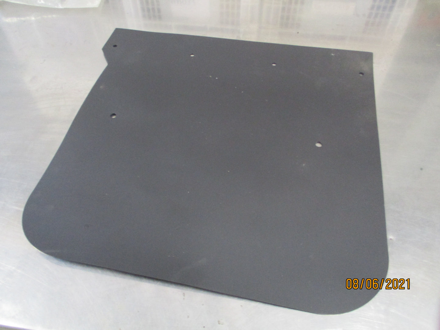 Isuzu FSR34 Genuine Rear Right Mud Guard Flap New Part