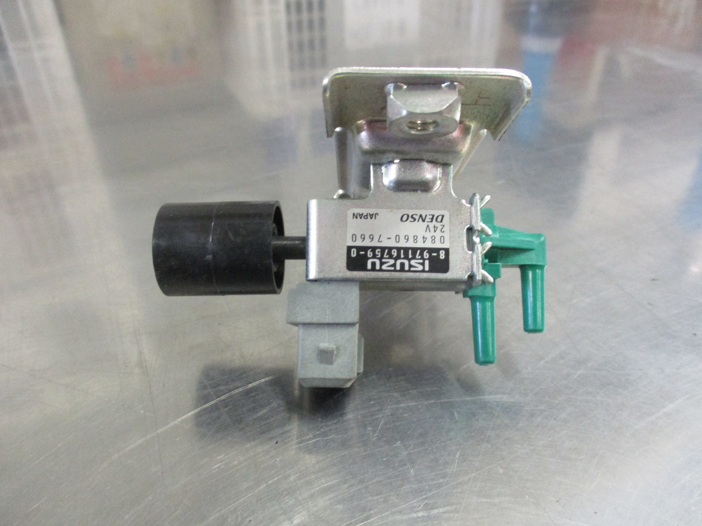 Isuzu N Series Genuine Outboard Vacuum Valve New Part