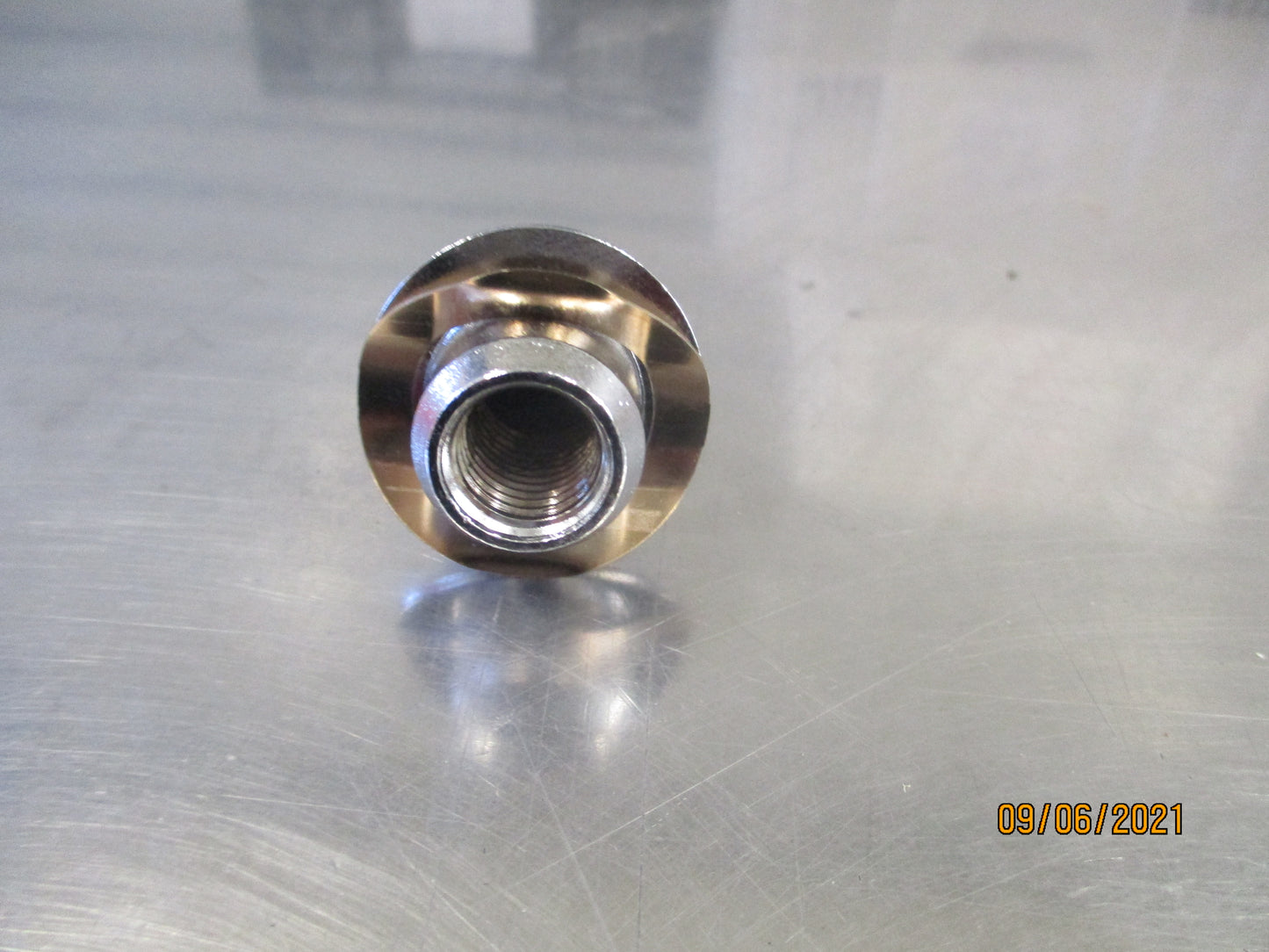 Isuzu MU/D-MAX Genuine Wheel Nut New Part