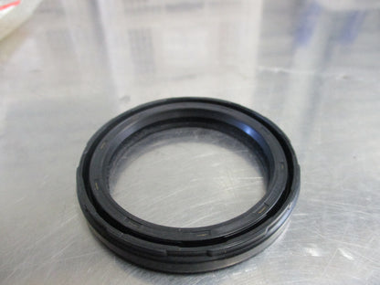 Suzuki Vitara Genuine Rear Outer Oil Seal New Part