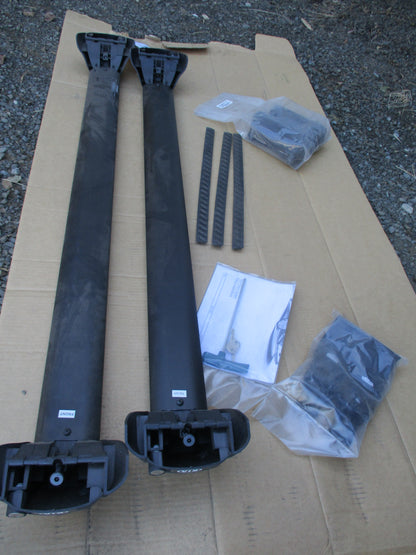 Kia Rio YB Genuine Lockable Roof Rack Carry Bar  New Item