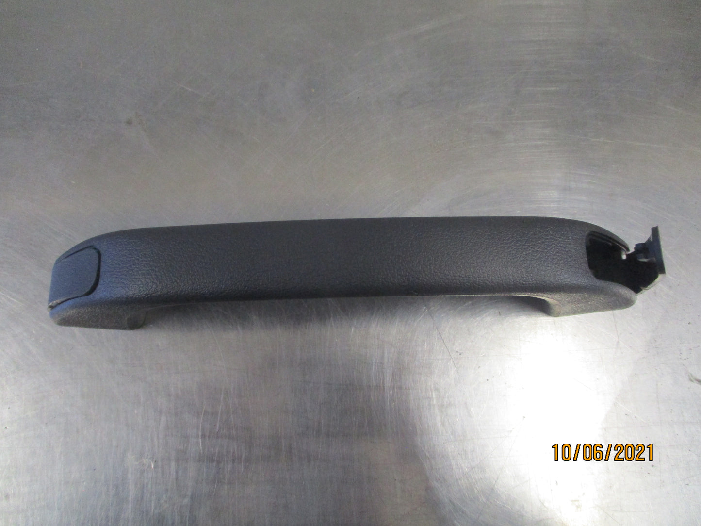 Isuzu FRR Genuine Grip Assist Handle New Part