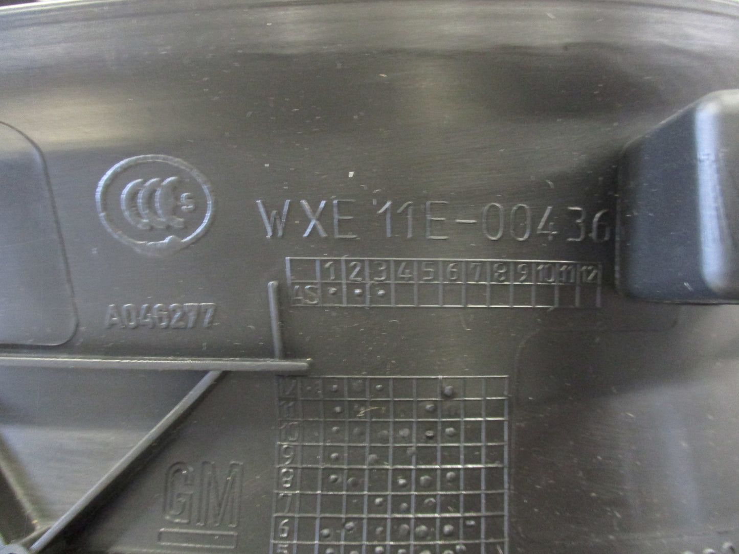 Holden Astra Genuine Right Hand Door Trim And Kick Panel New Part