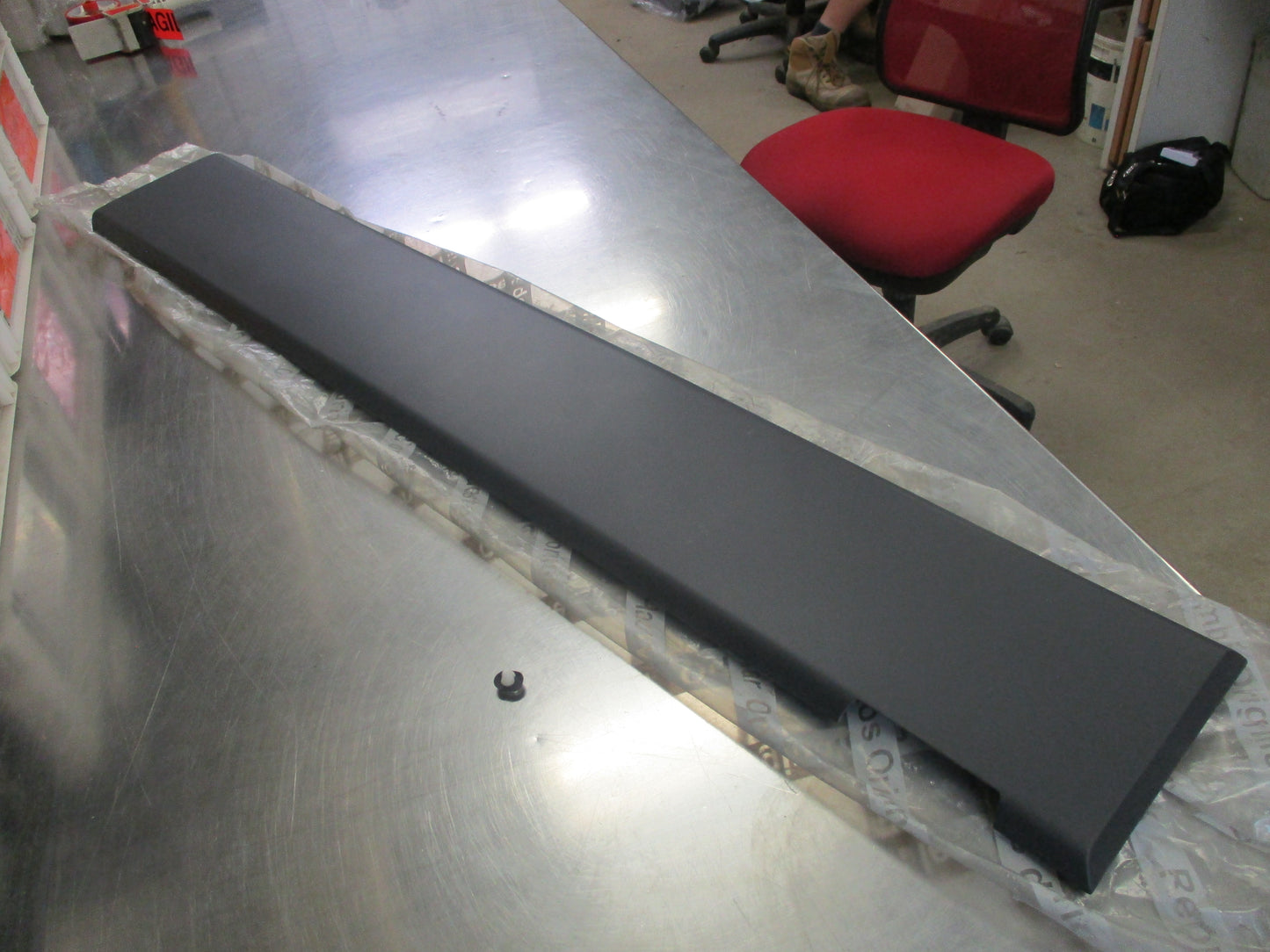 Peugeot Citroen Genuine Right Side Door Lower Protection Trim New Part