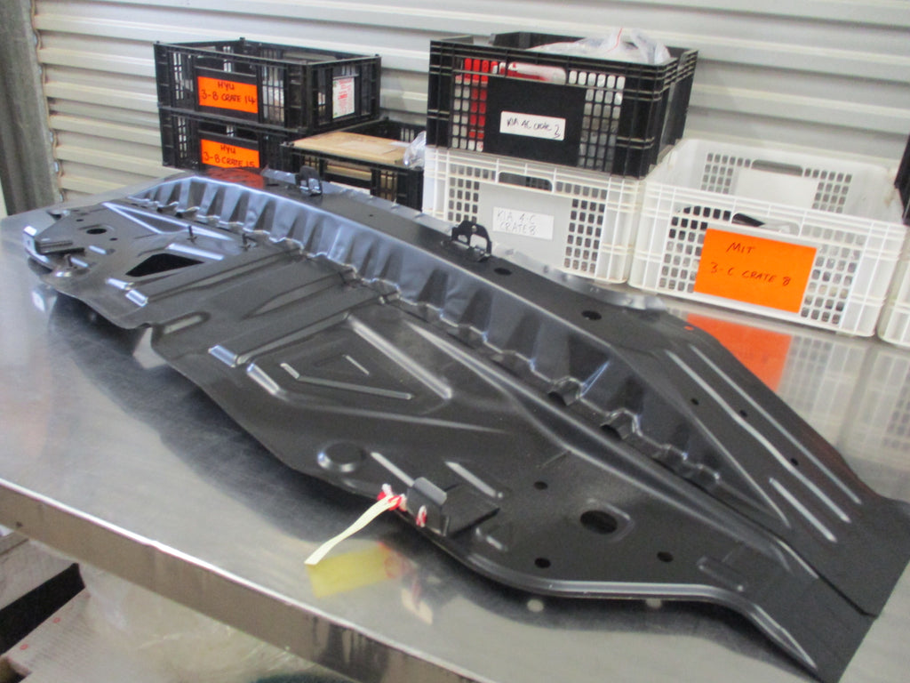 Mitsubishi Mirage Genuine Rear End Beaver Panel New Part – Half Price ...