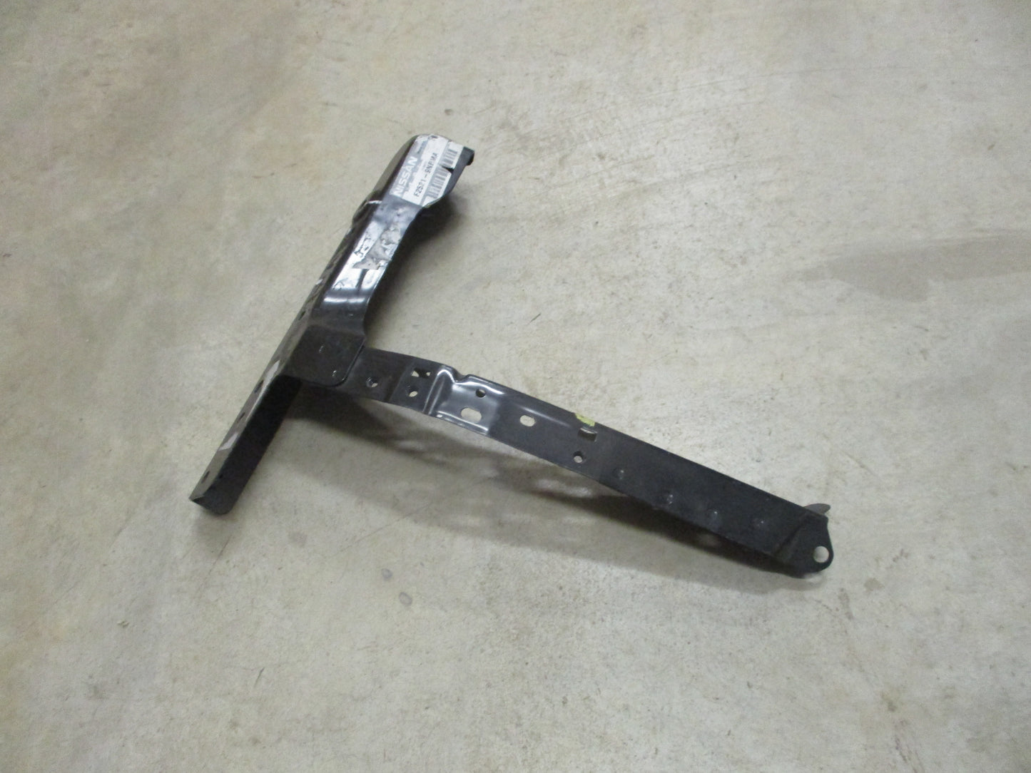 Nissan Pathfinder 2013 - 2020 Genuine Radiator Support Core Left side