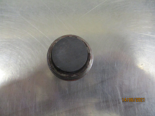 Isuzu CXY 51 Genuine Drain Axle Case Plug New Part