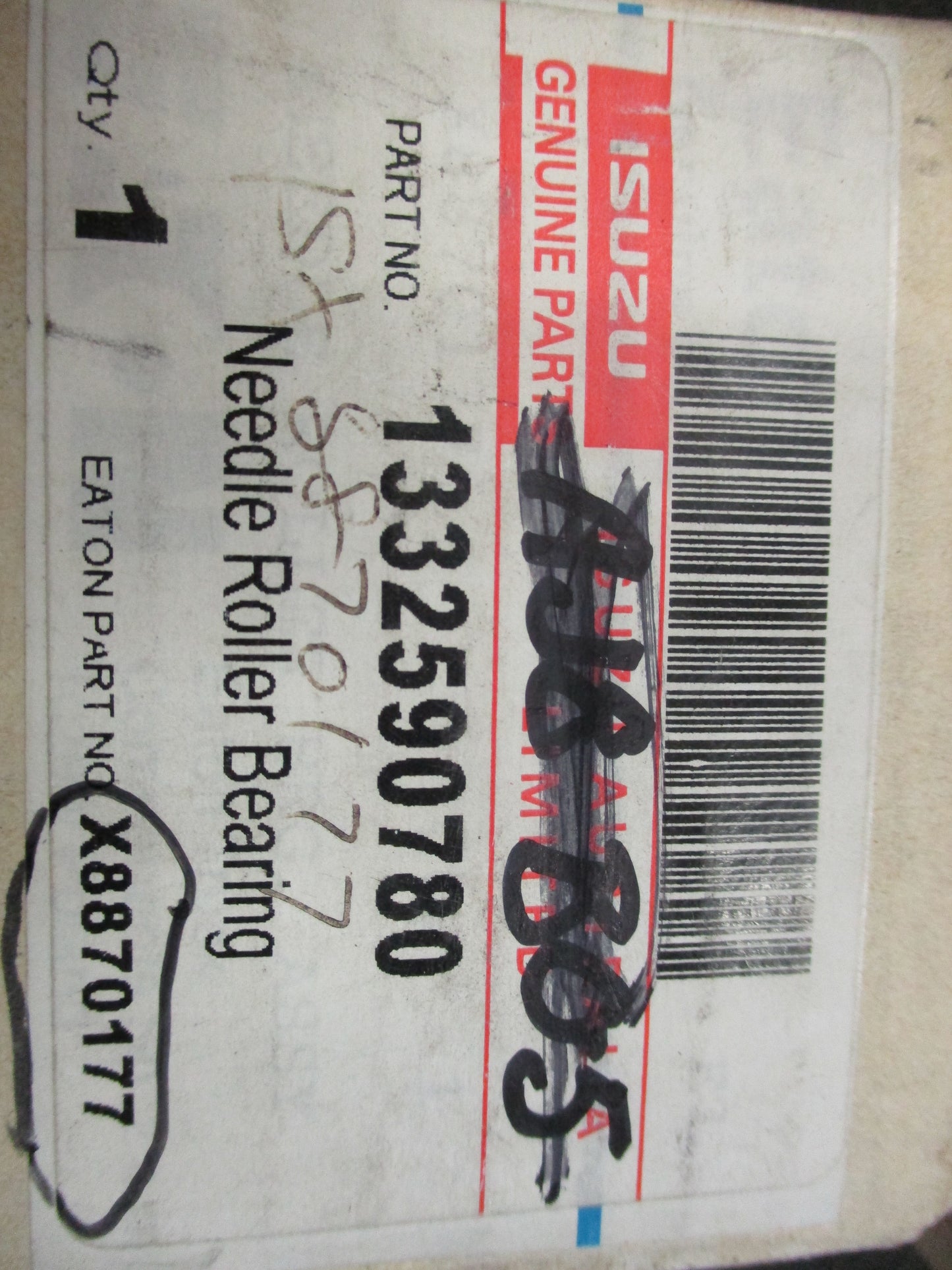 Isuzu FRR/FSR Genuine Transmission Needle Roller Bearing New Part