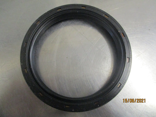 Timing Case Oil Seal Suitable For Mitsubishi Fuso New Part