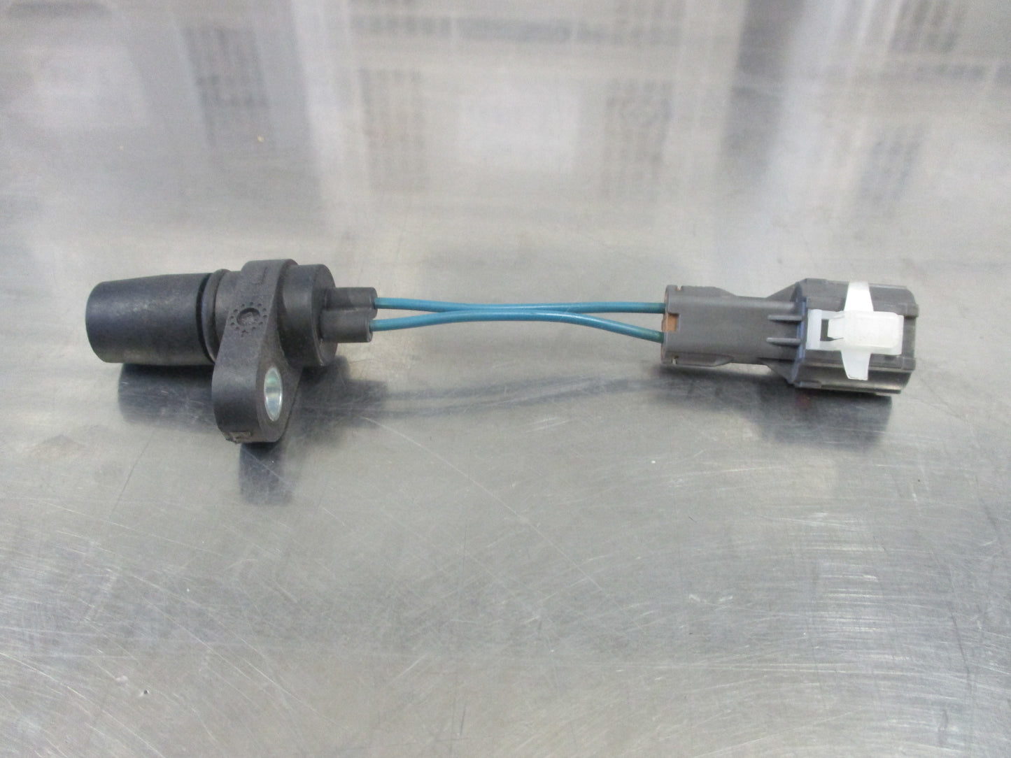 Isuzu NKR Genuine Tachometer Sensor New Part