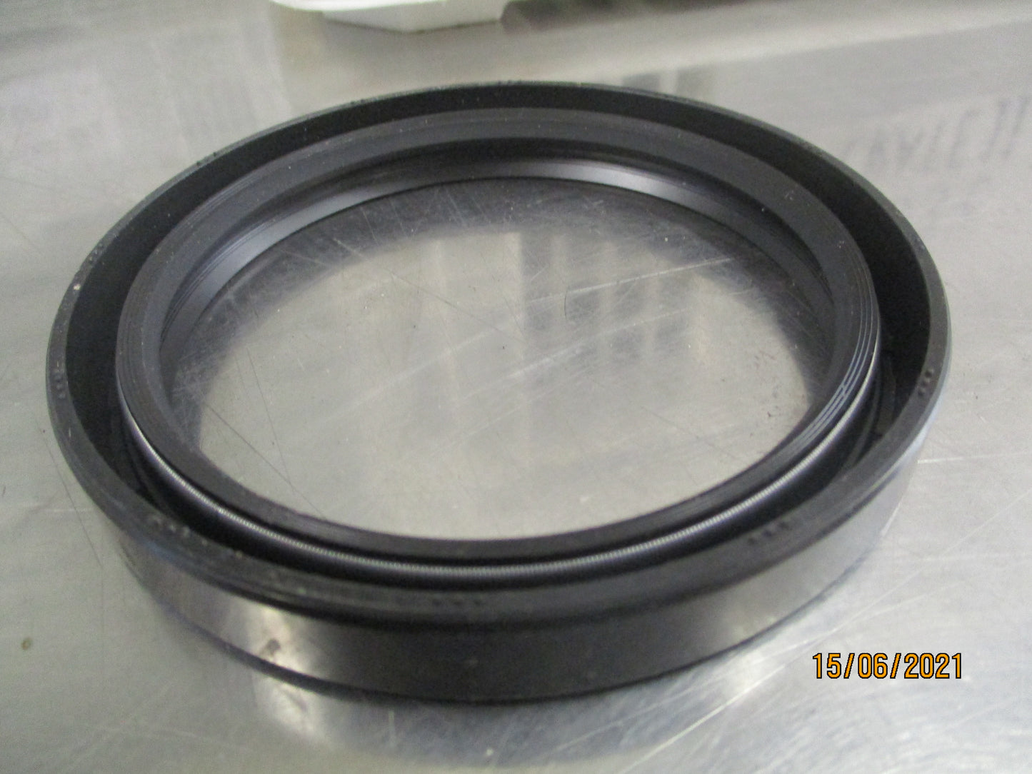 Timing Case Oil Seal Suitable For Mitsubishi Fuso New Part