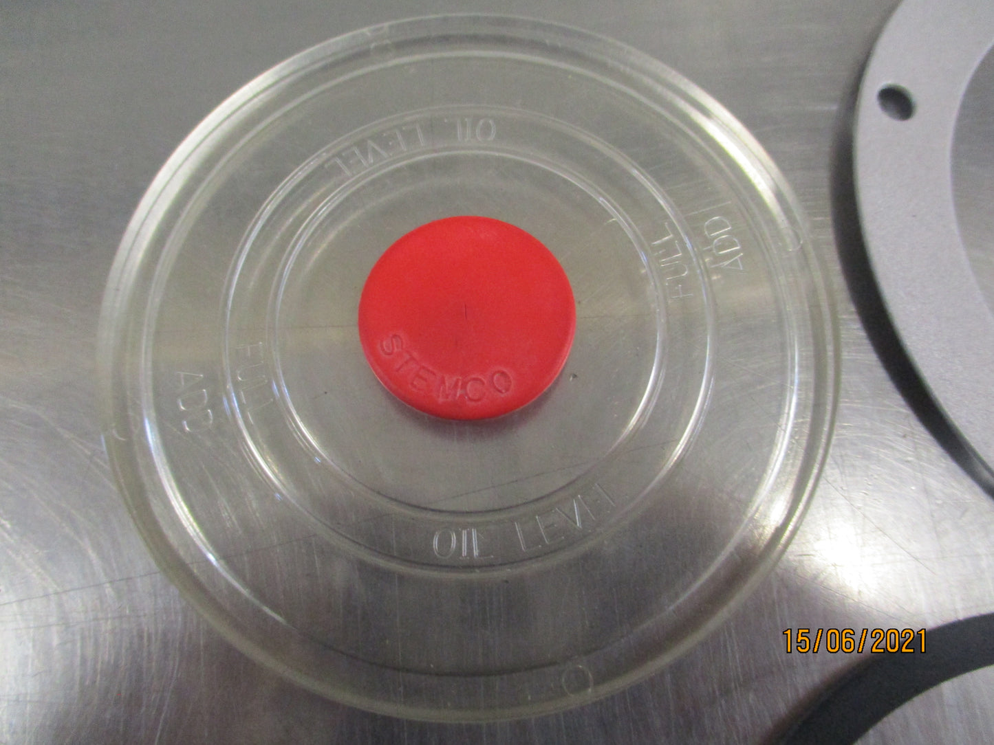 Isuzu Steer Genuine Front Hub Window Kit New Part