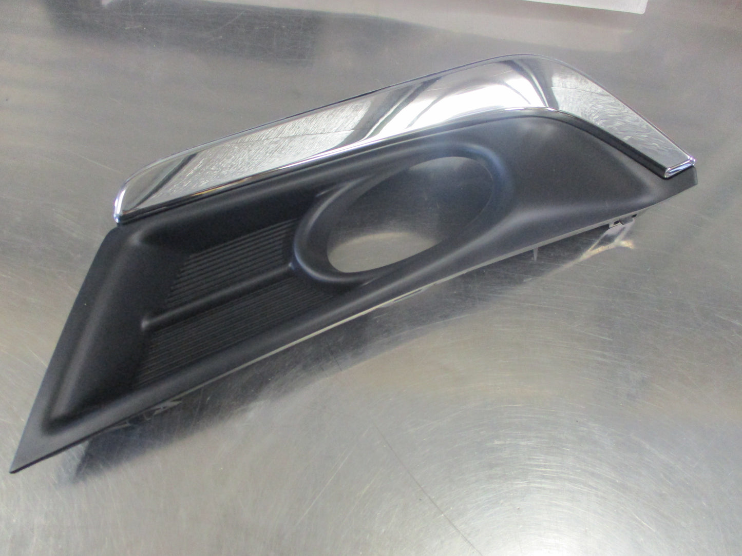 Honda Genuine Front Right Fog Lamp Cover New Part