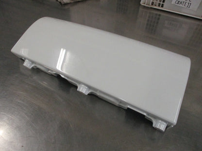 Isuzu Giga Genuine Right Hand Front Lower Step Cover New Part