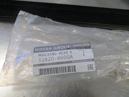 Nissan Qashqai Genuine Rear Right Door Moulding New Part