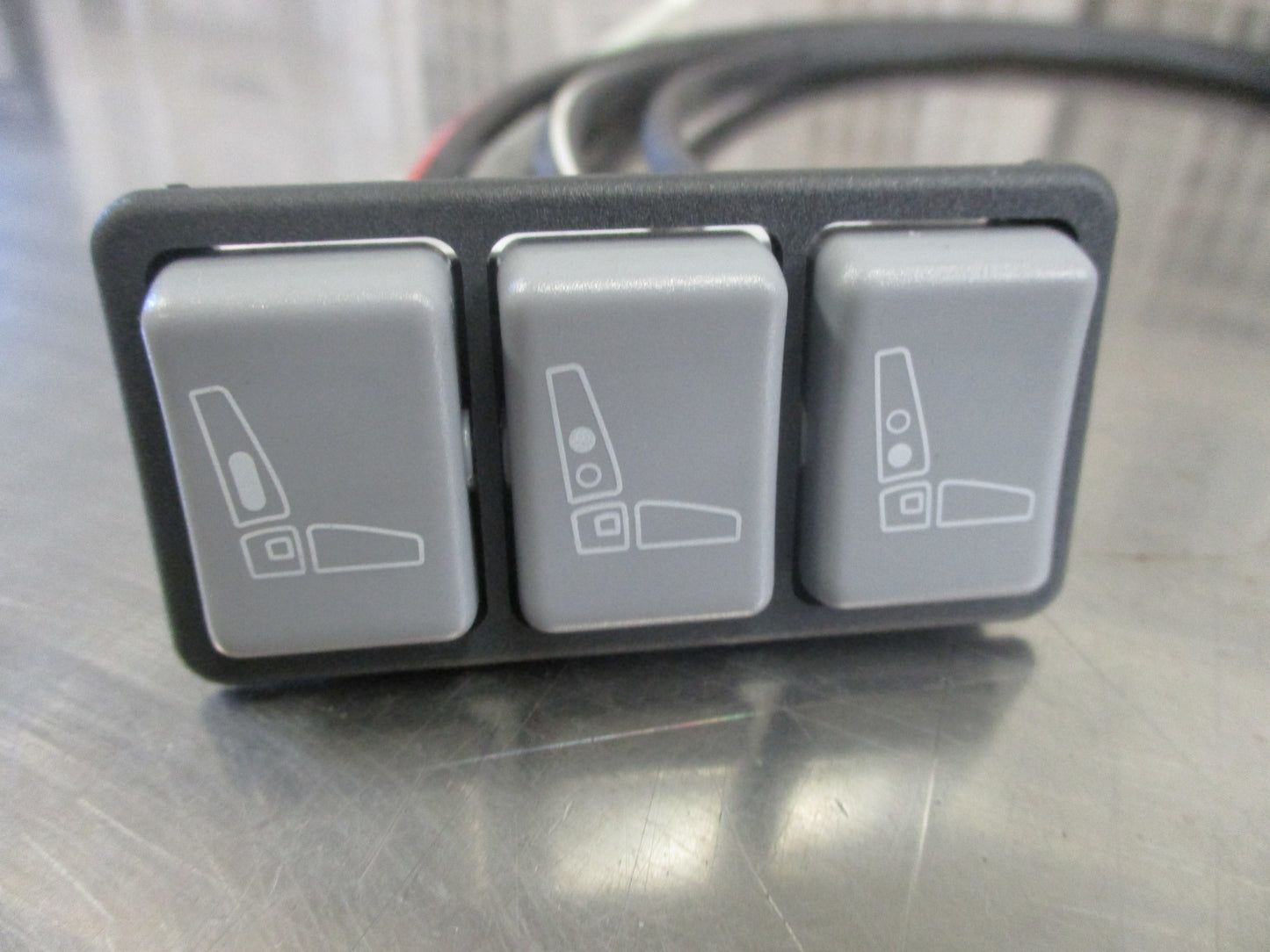 Isuzu FXR/GXR Genuine Air Ride Seat Lumber Controls New Part