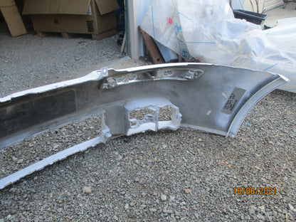 Volkswagen Golf MK5 Genuine Front Bumper Bar USED VGC