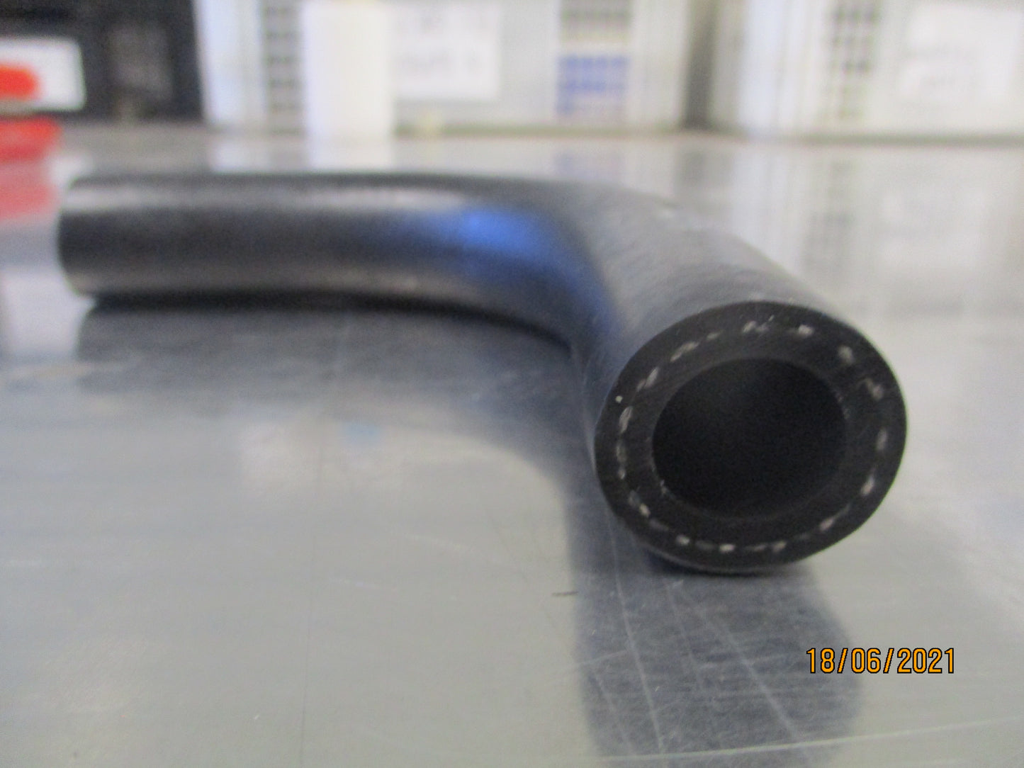 Isuzu Truck Suits Various Models Genuine Oil Tank Inlet Hose New Part